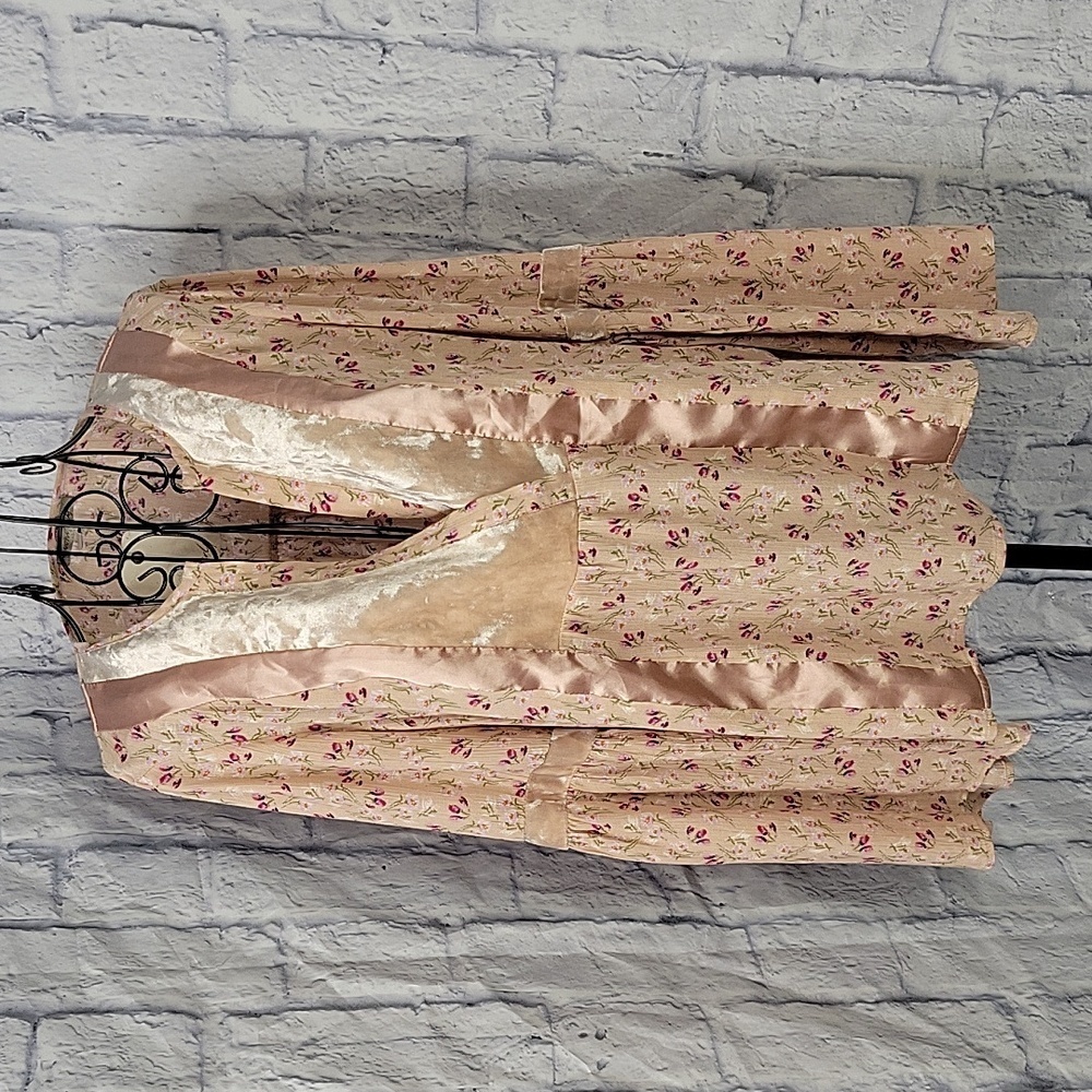 WONDERLY Road Trip Ditsy Pink Floral Boho Blouse‎ Medium
